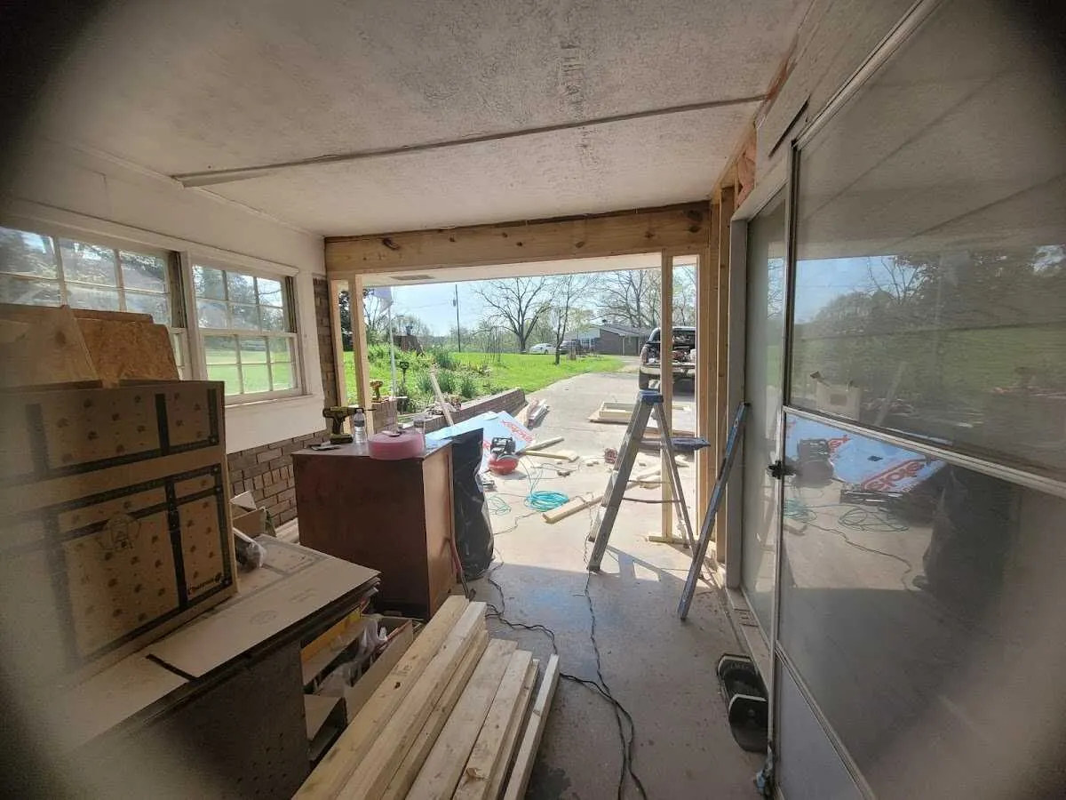 Air movers and dehumidifier for Water Mitigation Services in Fort Walton Beach